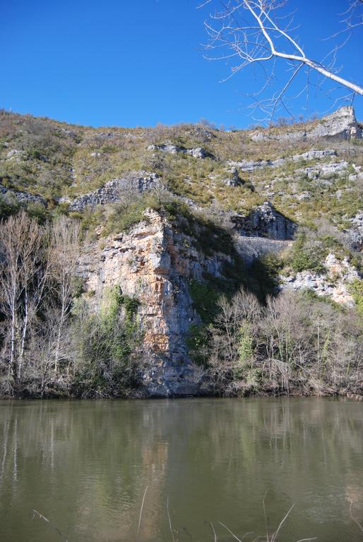 Bed and Breakfast Mas de Garrigue Calvignac Exterior foto