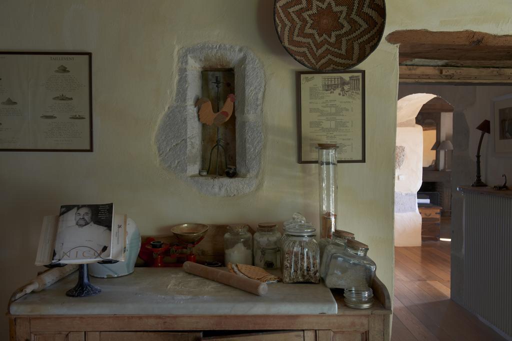 Bed and Breakfast Mas de Garrigue Calvignac Exterior foto