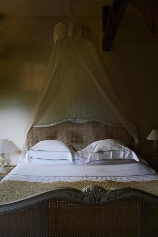 Bed and Breakfast Mas de Garrigue Calvignac Exterior foto
